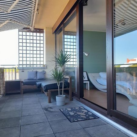 Budget Suite Mit Balkon - Privatzimmer In Wohnung - Netflix & Minibar Inklusive Koblenz  Ngoại thất bức ảnh